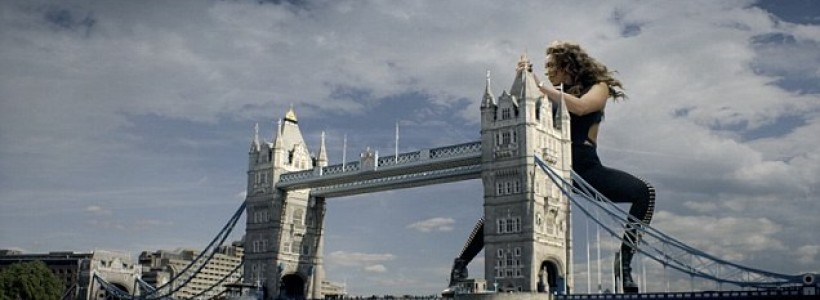 Mel B Helps Online Bingo to Tower Over London